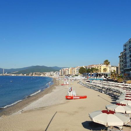La Casa Del Mare Lägenhet Savona Exteriör bild