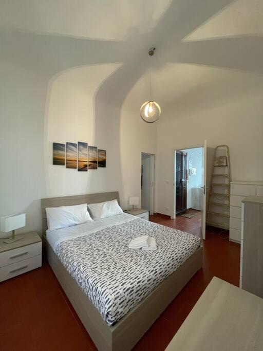La Casa Del Mare Lägenhet Savona Exteriör bild